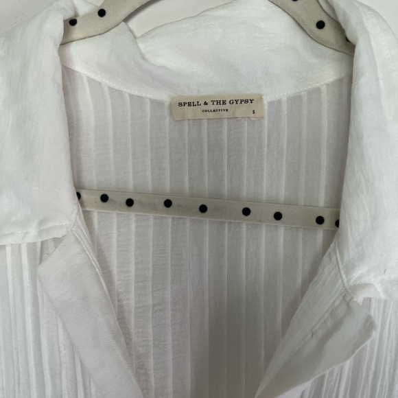 Spell and the Gypsy white bottom down shirt S - Picture 7 of 11